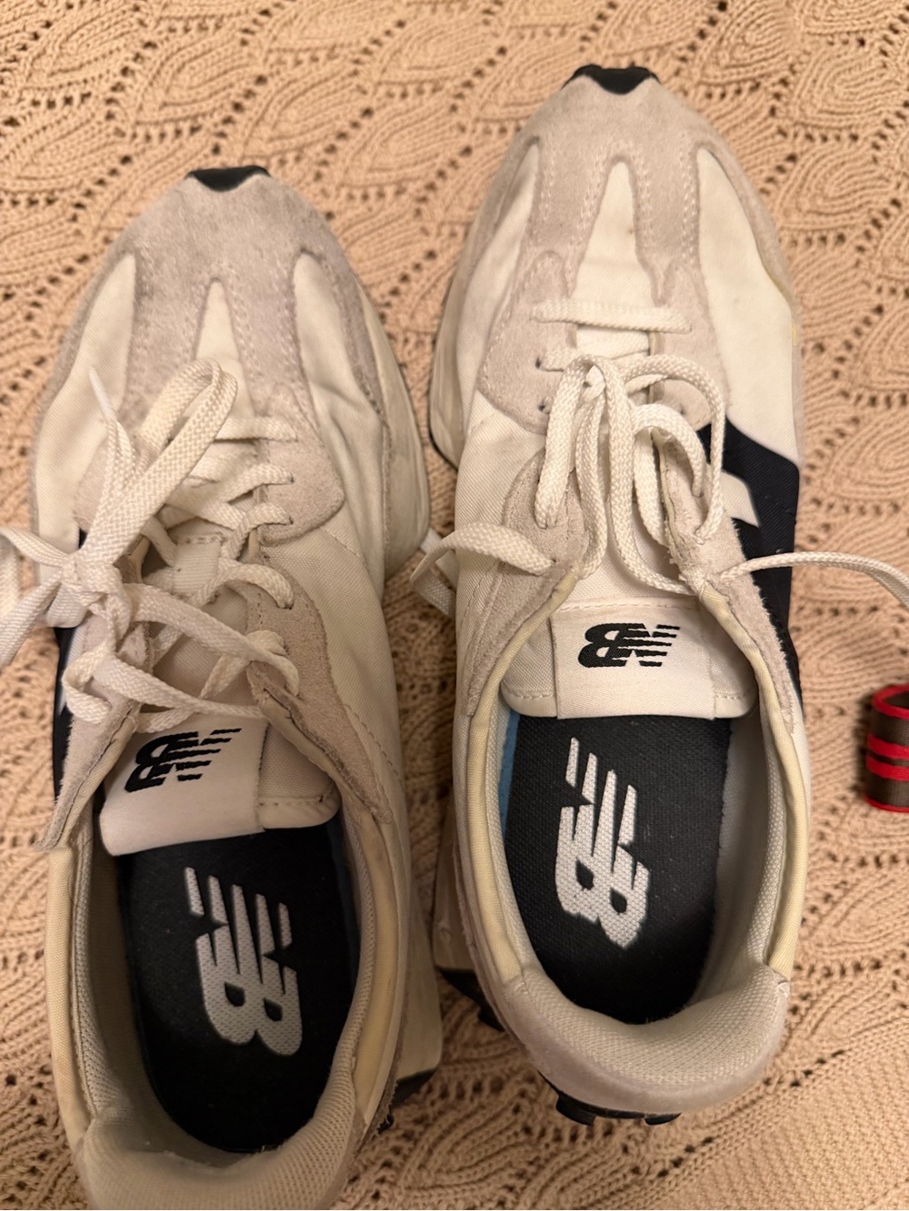 New Balance Men's Cream and Navy Retro Runner Sneakers